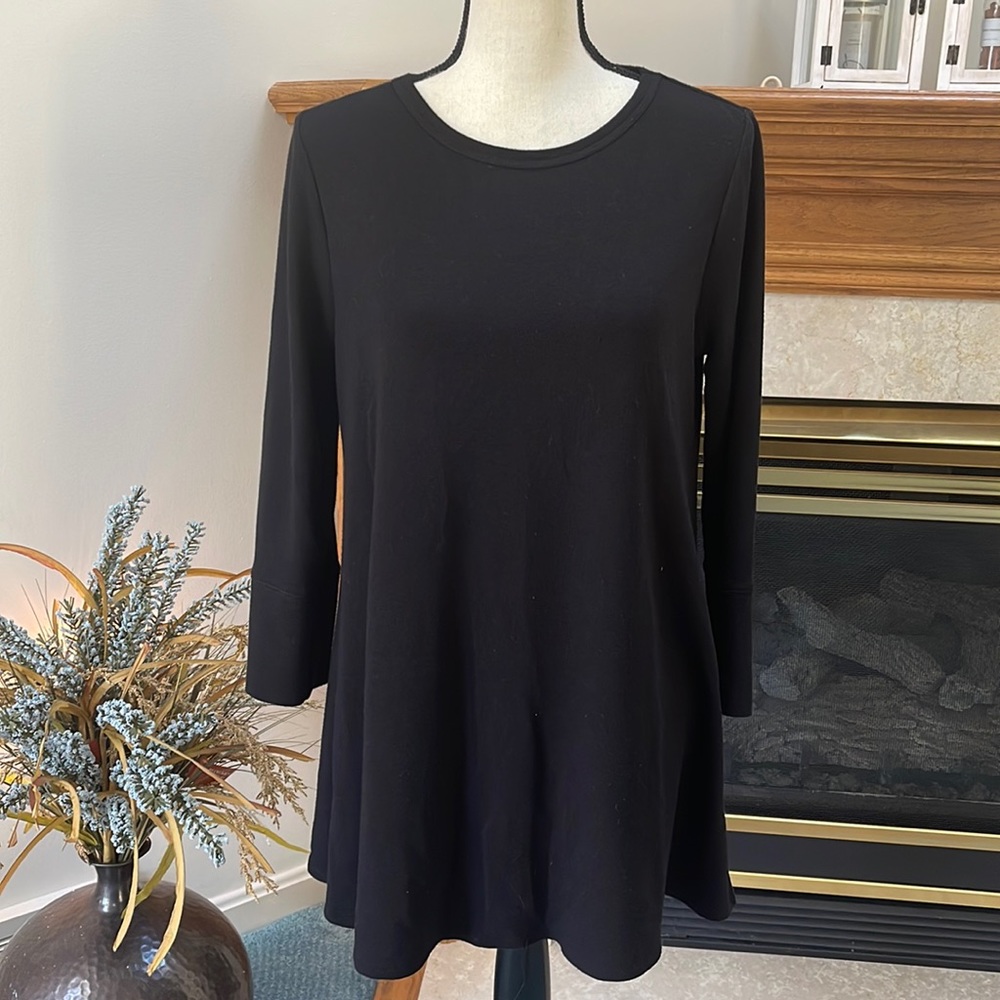 Cable and gauge black, long sleeve Crew Neck  tunic top size medium